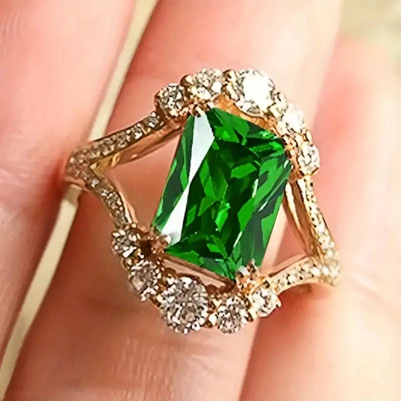 Emerald Gold Halo Ring
