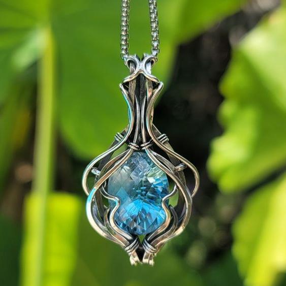 Silver Vintage Necklace in Blue