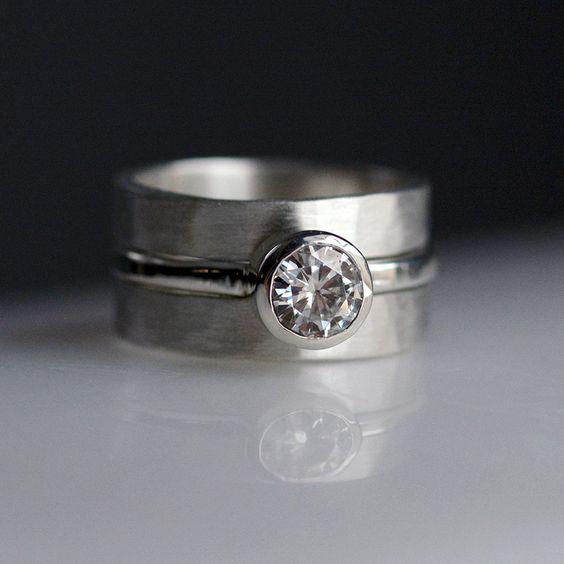 Silver ring with antique zirconia