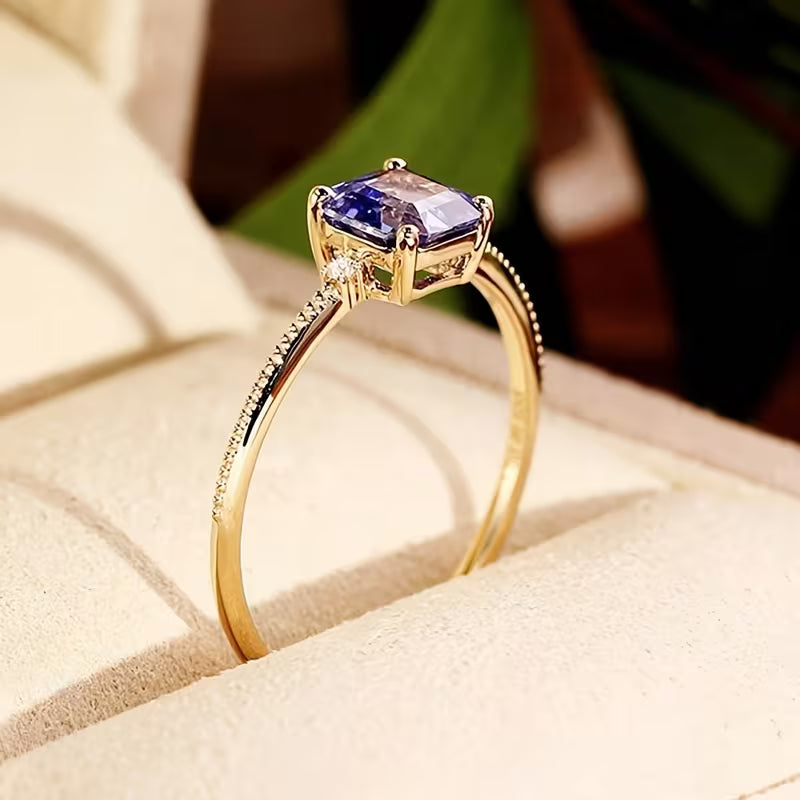 Amethyst Gold Solitaire Ring