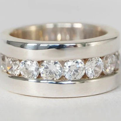Vintage Silver Ring with Zirconia Belt