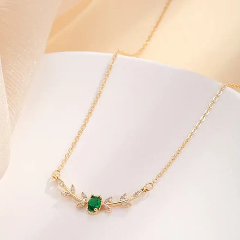 Amira Valmorin Pendant Necklace.