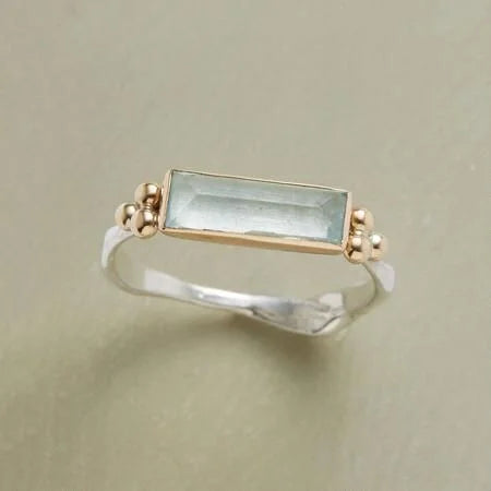 Vintage Off-White Rectangular Glass Ring