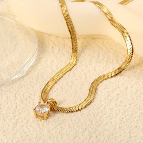 Elegant Gemstone Pendant Necklace