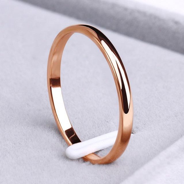 Simple ring crafted from gold and silver