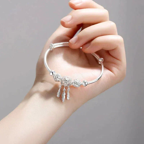 Adjustable bracelet with three leaf charms made of 925 sterling silver