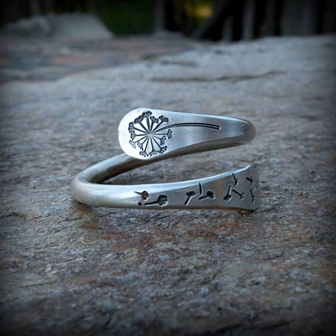 Vintage Open Daisy Ring