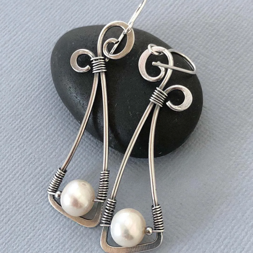 Vintage sterling silver earrings with pearls