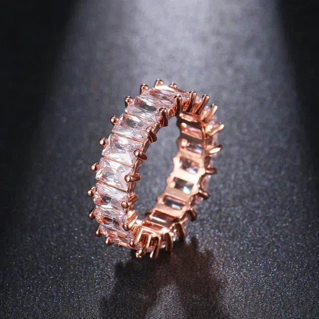 Luxurious Zirconia Band in Gold and Silver