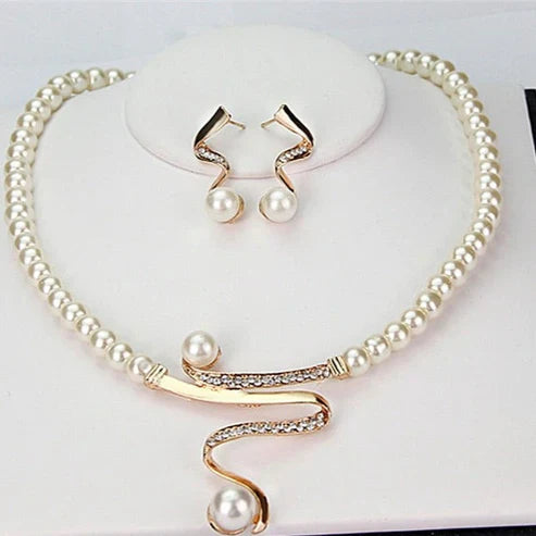 Natural Pearl Jewelry Set (Necklace + Earrings)