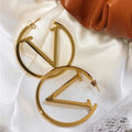 Punk V Earrings in Golden