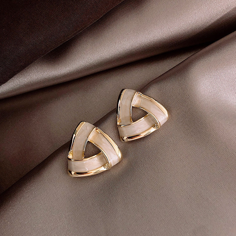 Modern Geometric Gold Pearl Ear Jewelry