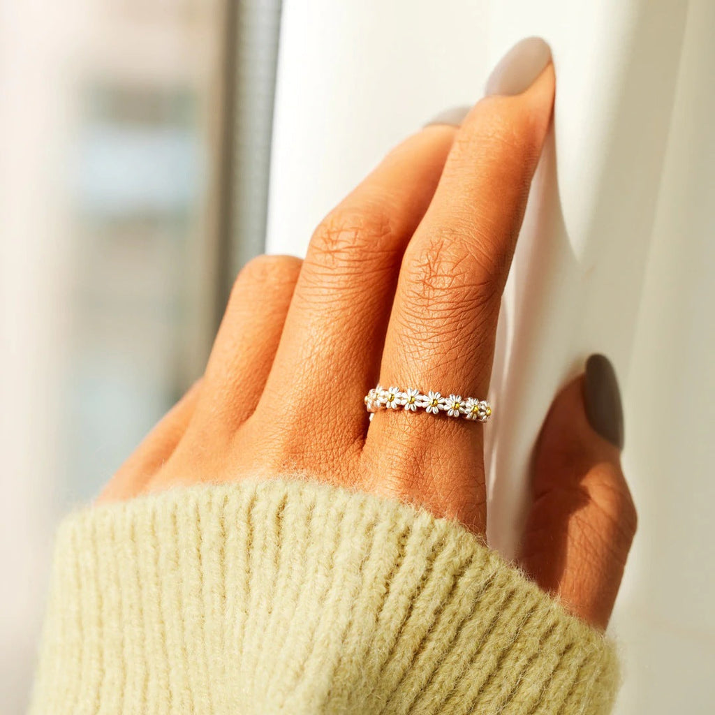 Silver Flower Ring