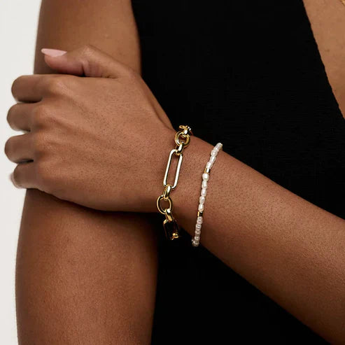 Link T-Bar Wristlet