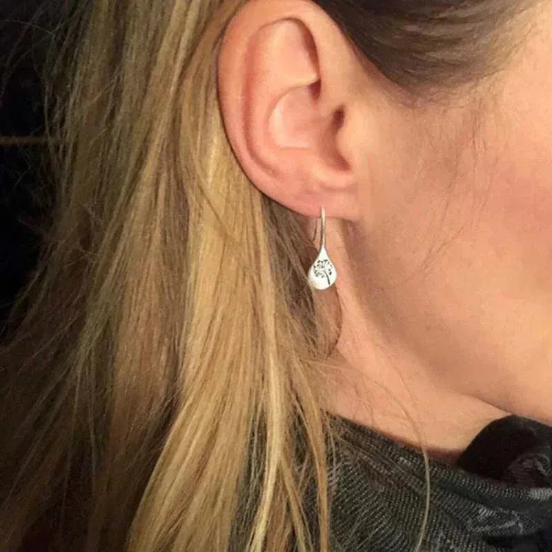 Silver Dandelion Studs