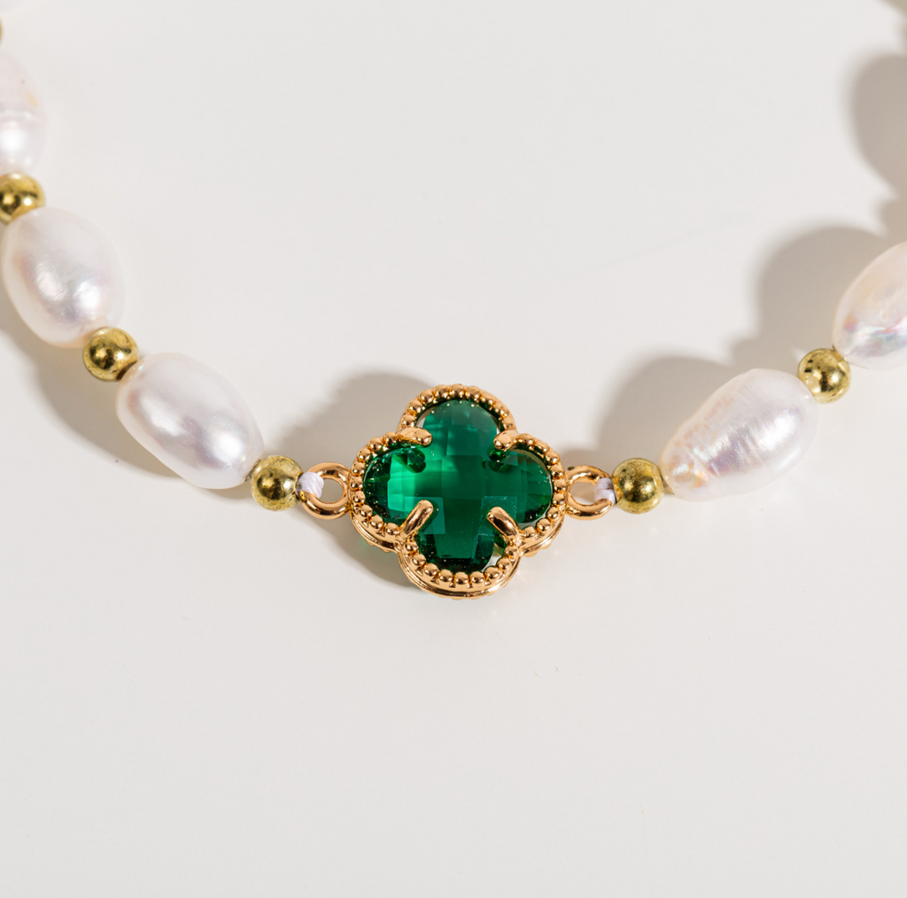 Emerald Clover Leaf Bead Bracelet