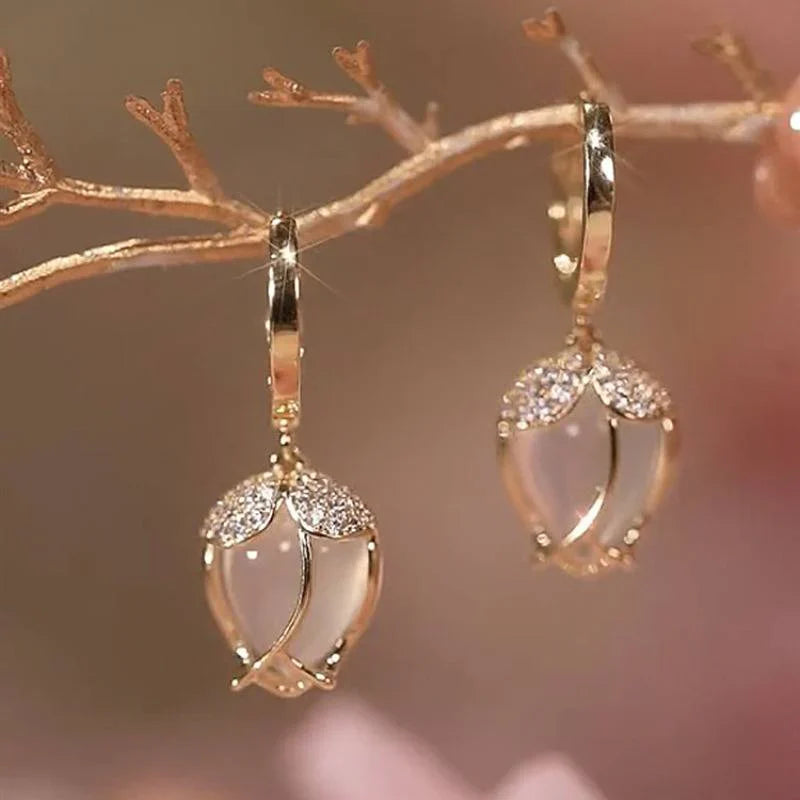 Vintage Ivory Tulip Zirconia Earrings