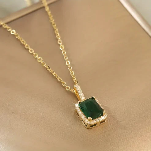 Zarela Fontayne Pendant Necklace