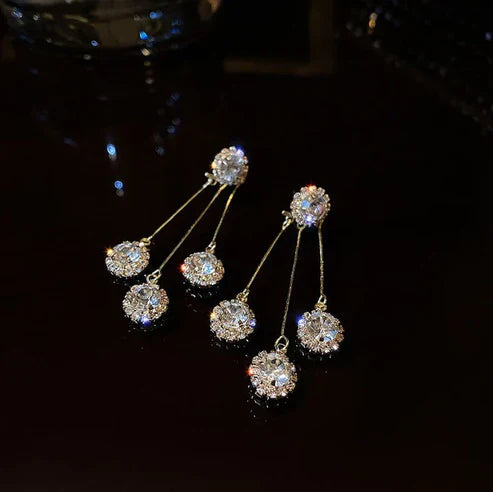Tertia Honoria Earrings -> Third Honor Earrings