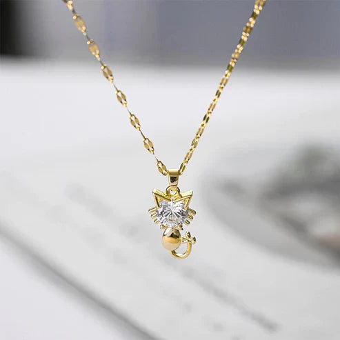 Gold-plated cat necklace with zirconia