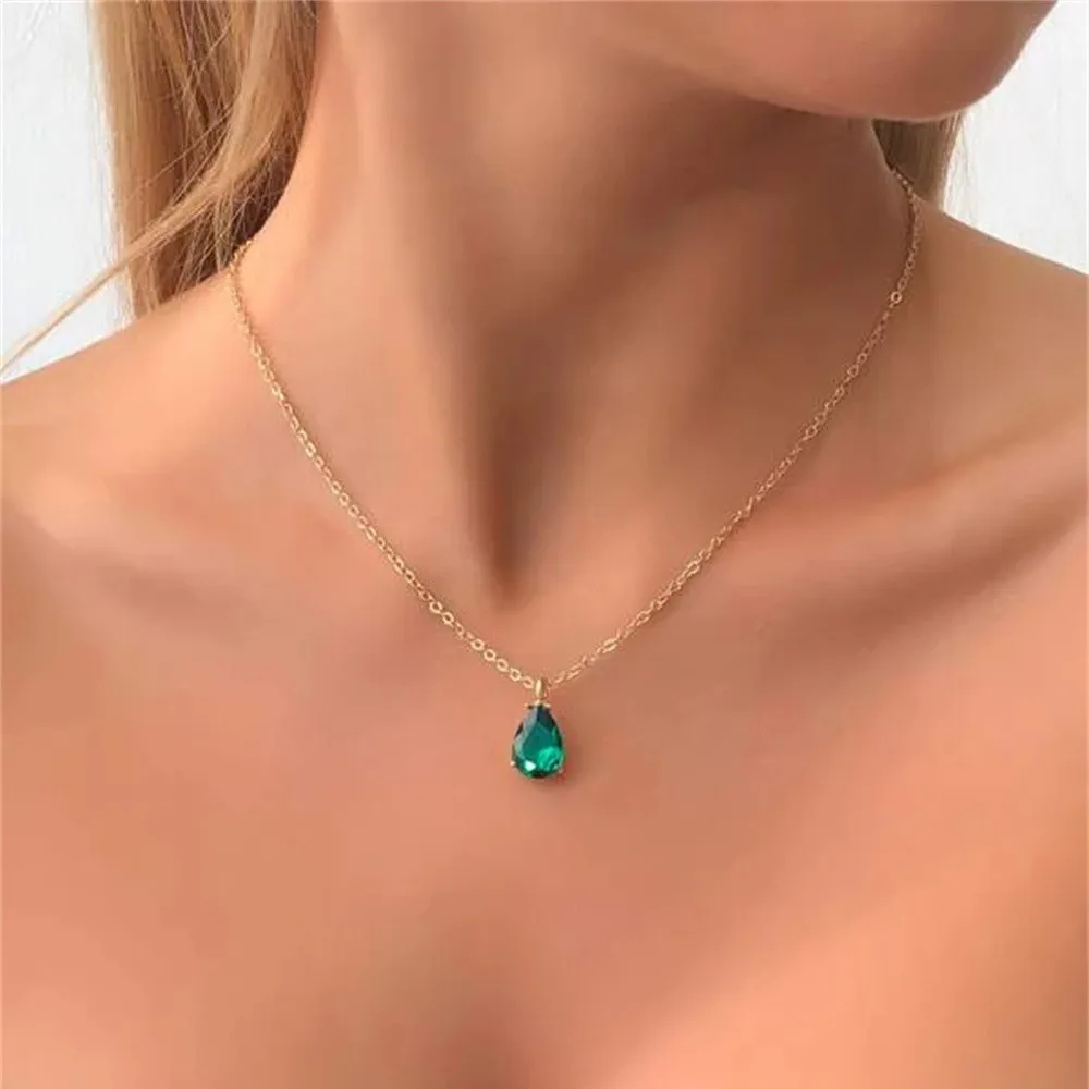 Vintage Emerald Crystal Necklace
