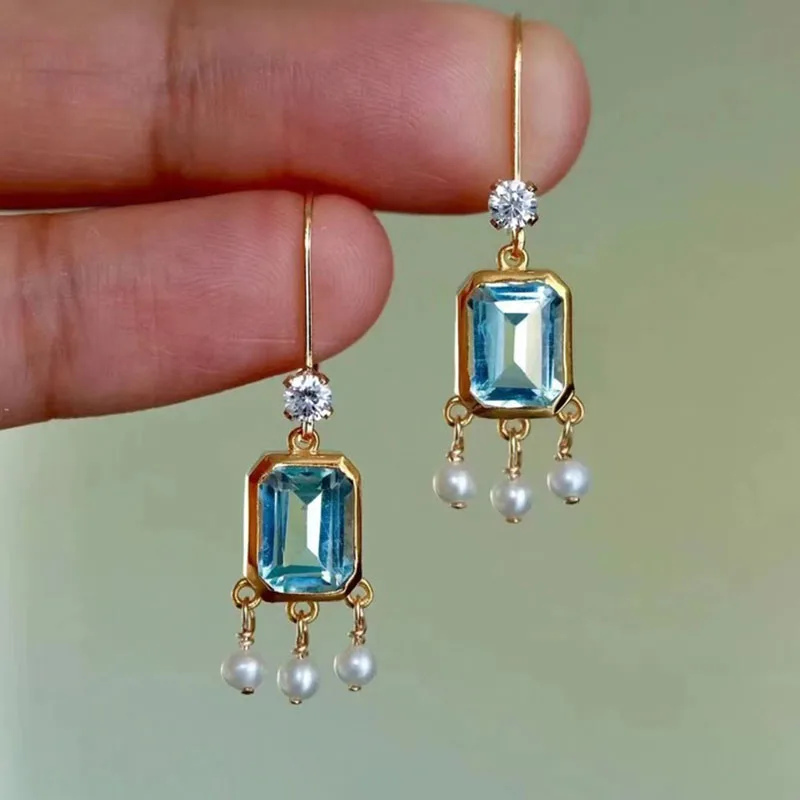Vintage Blue Crystal Earrings