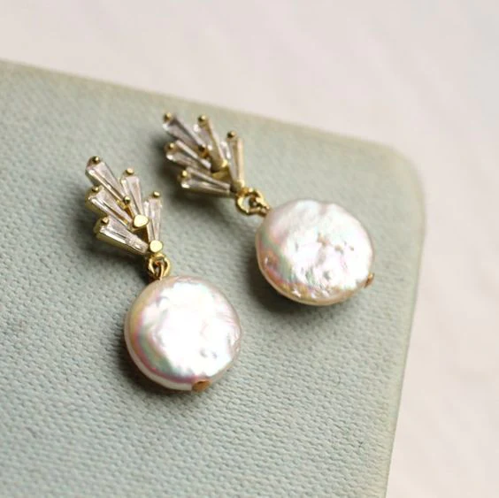 Elegant Baroque Pearl Drops
