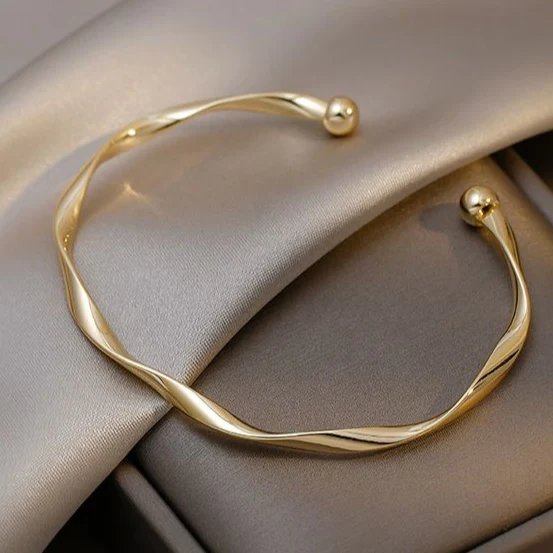 Elegant Gold Open Bangle Bracelet