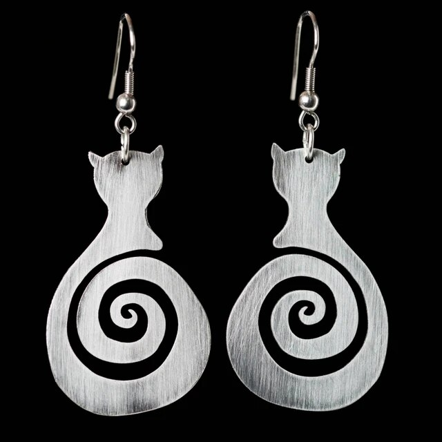 Vintage Twisted Cat Earrings