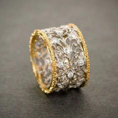 Ornate Band Ring in Silver and Gold