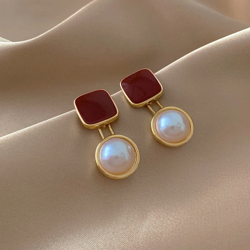 Elegant Red and Pearl Earrings