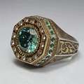 Vintage Brilliant Gold Green Ring.