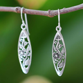 Vintage dangling hollow earrings
