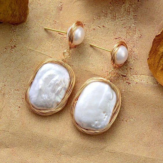 Vintage White Gold Ear Studs