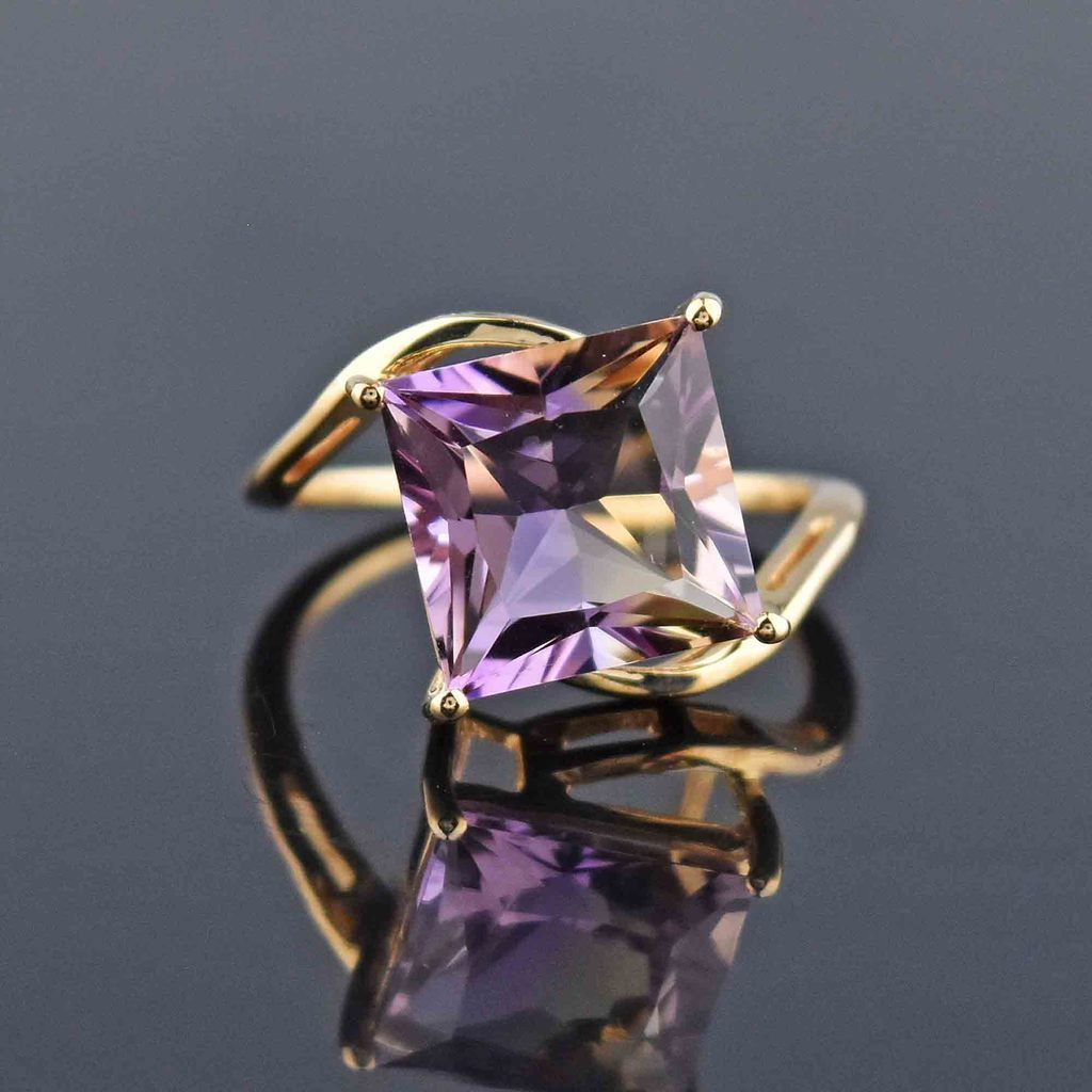 Purple Ring with Vintage Cubic Crystal
