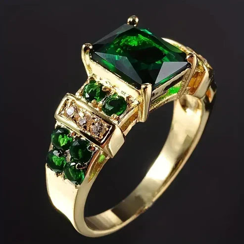Exquisite Emerald Band