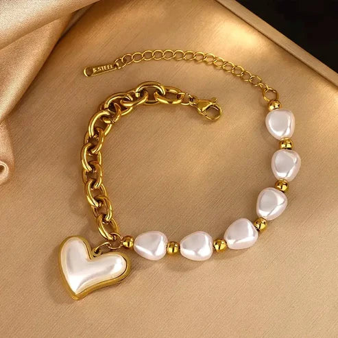 White Heart Gold Bangle