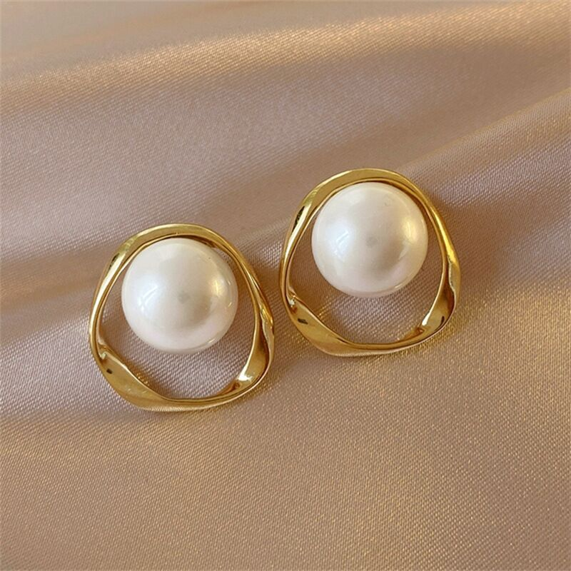 Gold Pearl Ear Studs