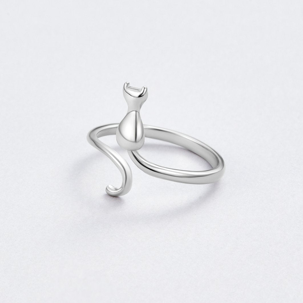 Silver Feline Design Ring