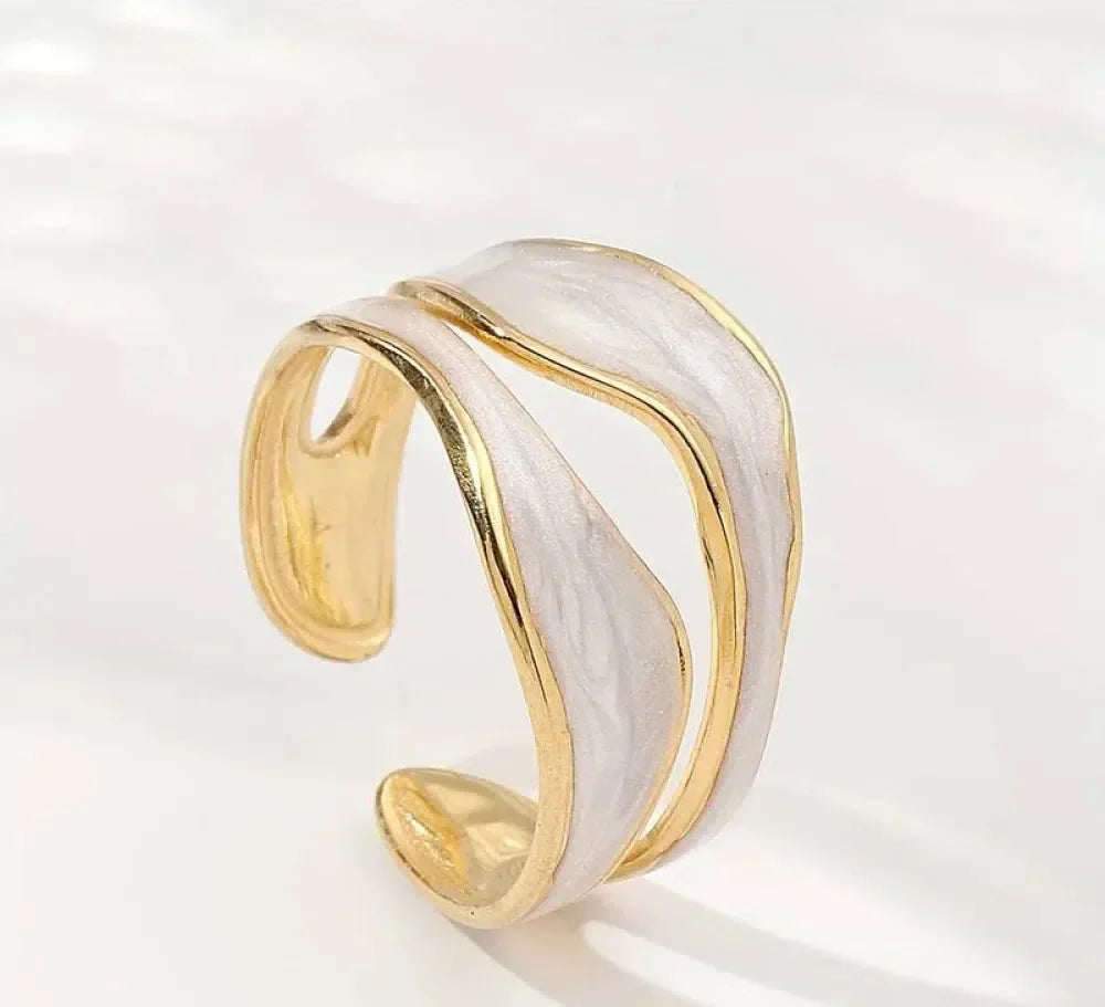Vintage White Gold Band