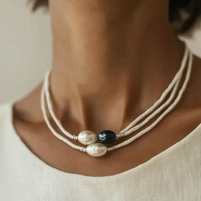 Vintage Black & White Pearl Choker